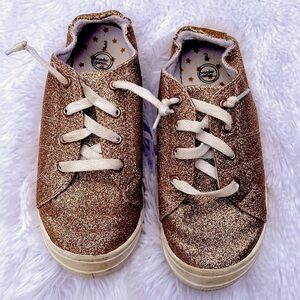 Wonder Nation Memory Foam Gold Shoes